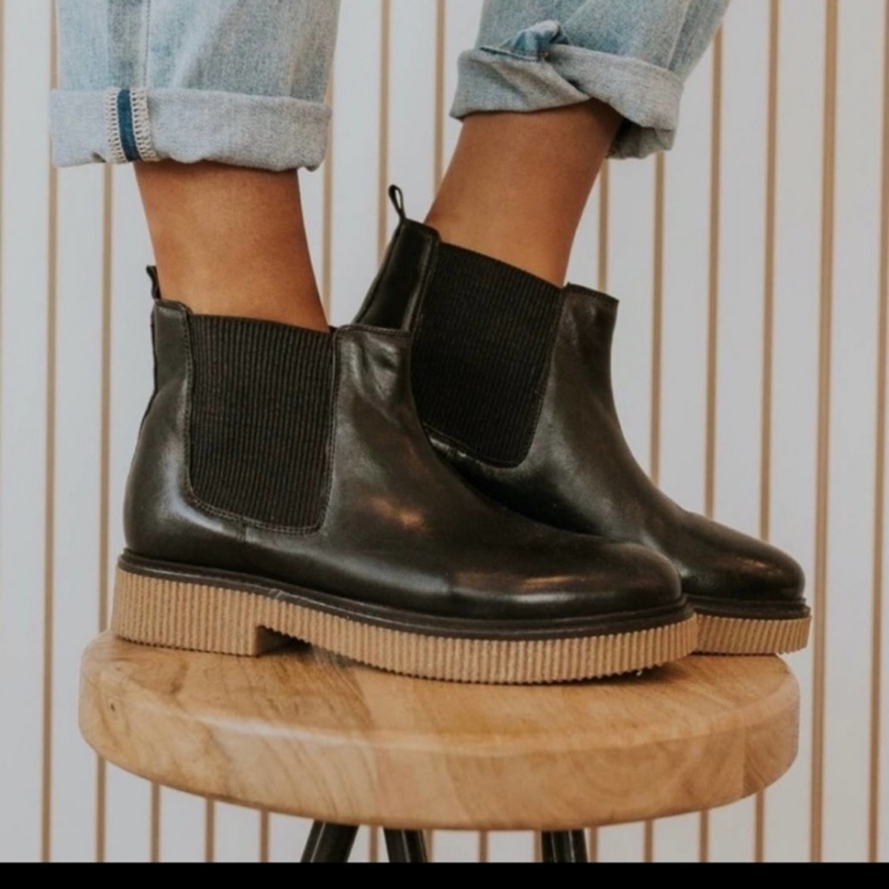Roolee black Madonna bootie